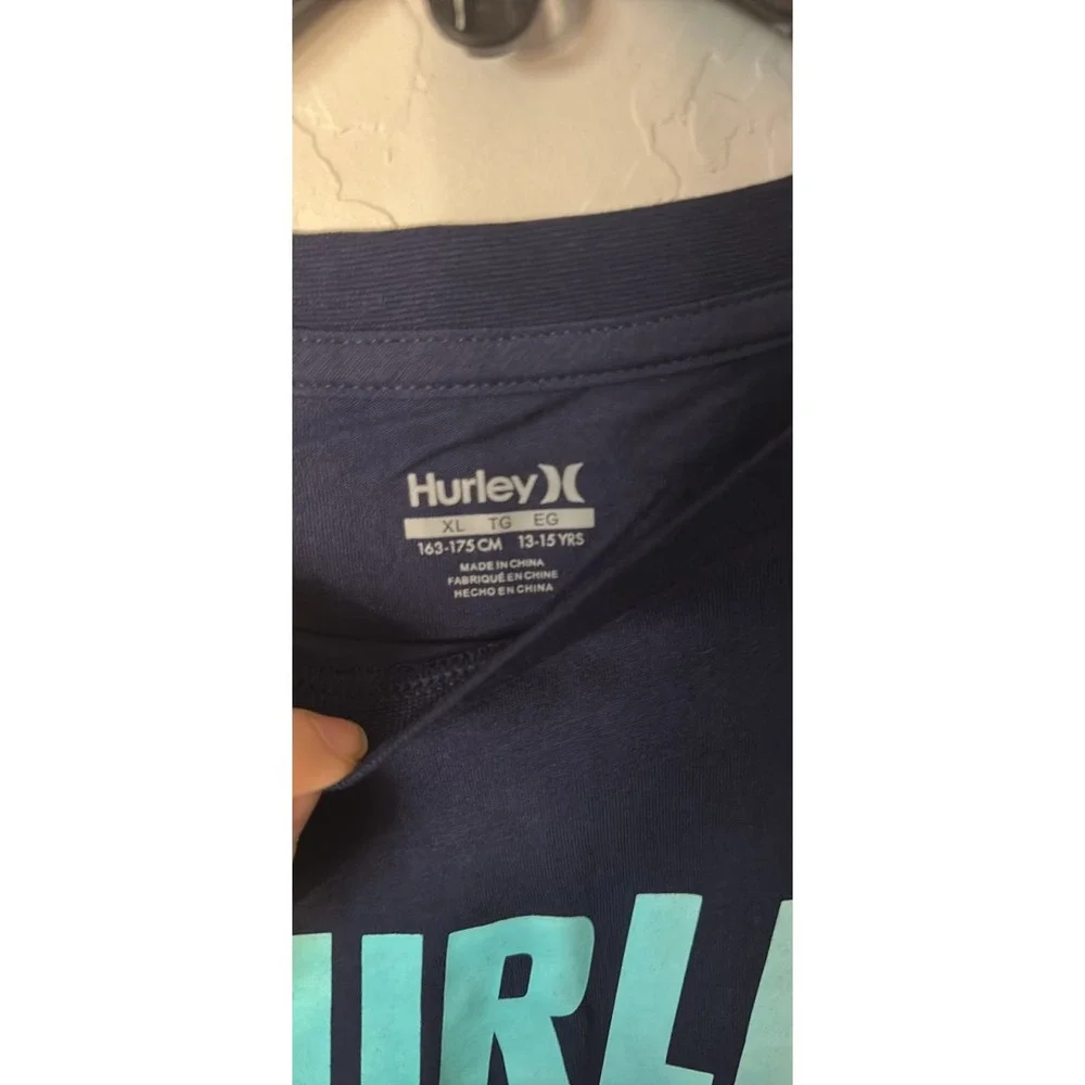 Hurley shirt‎